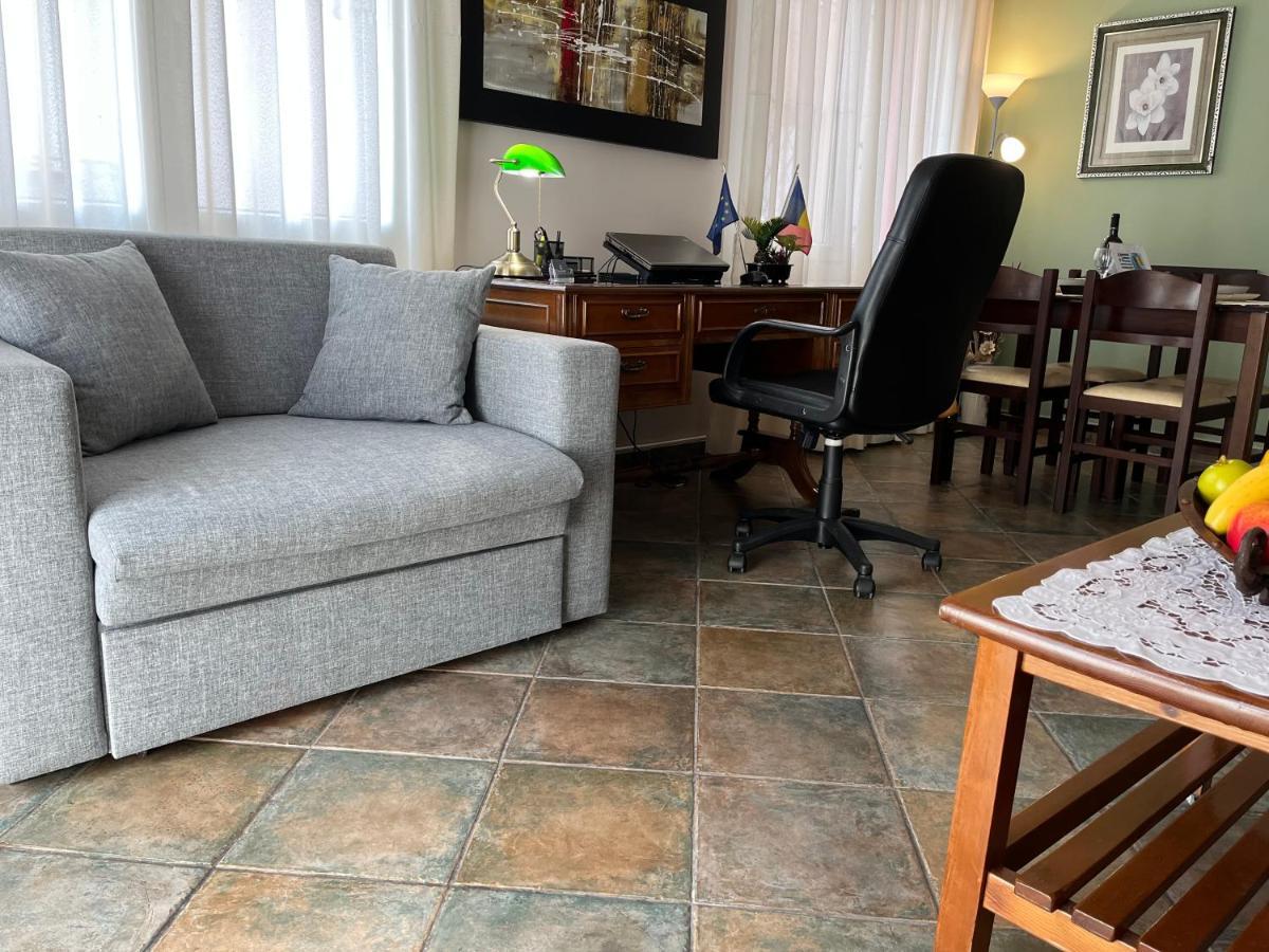 Kavala Port Apartments エクステリア 写真